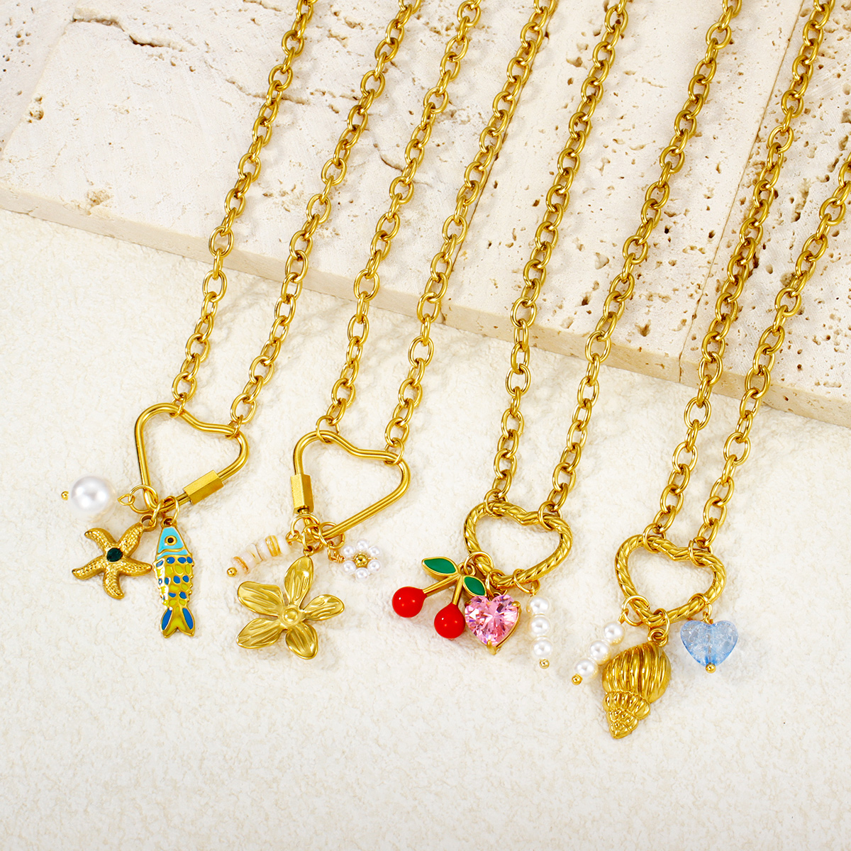  18K镀金油滴吊坠 不锈钢心形吊坠